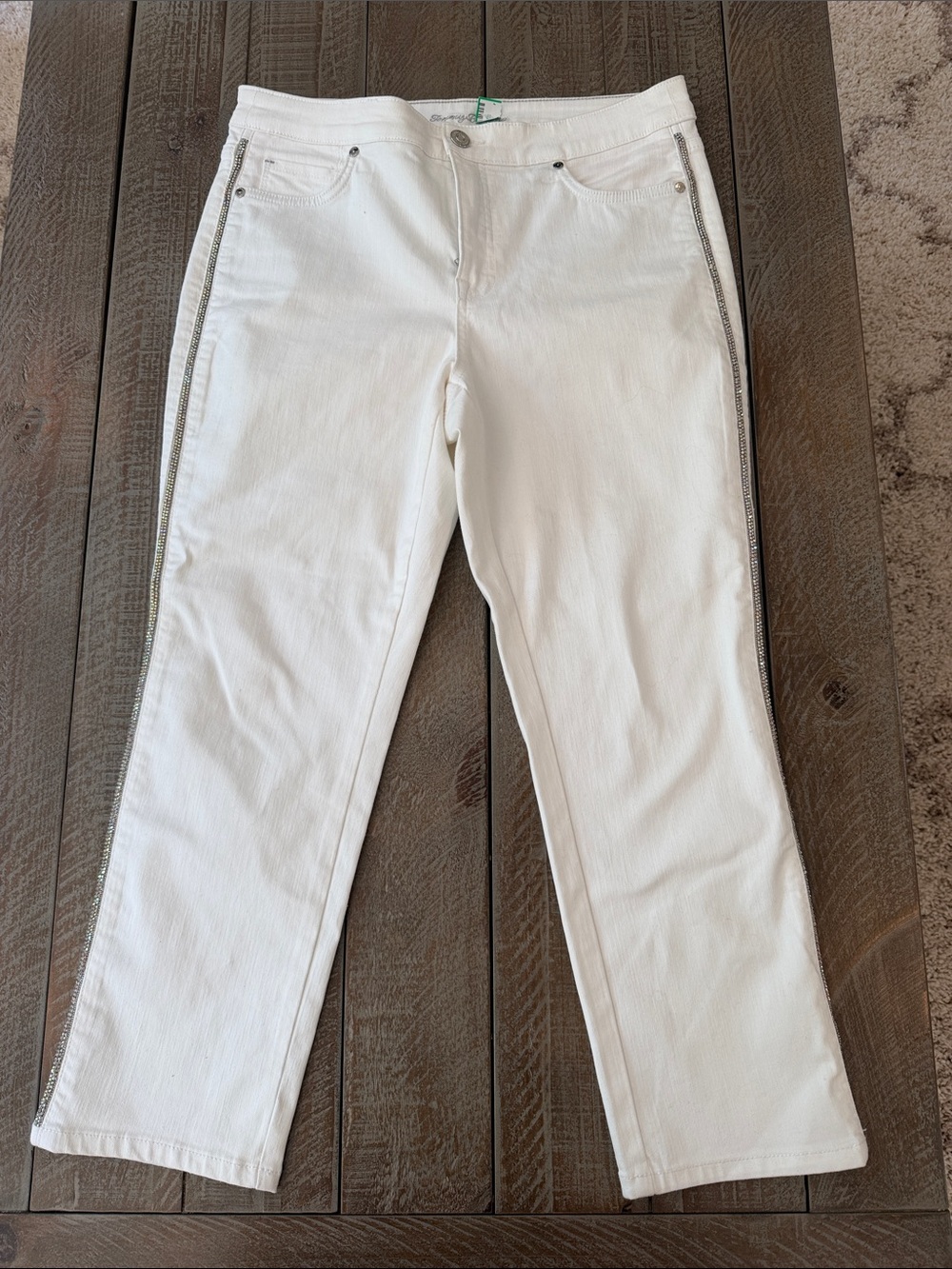 Tommy Bahama Women’s White Sparkle Jeans with Side Trim